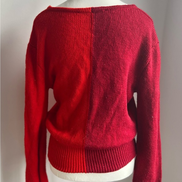 Red knit sweater - Picture 3 of 4
